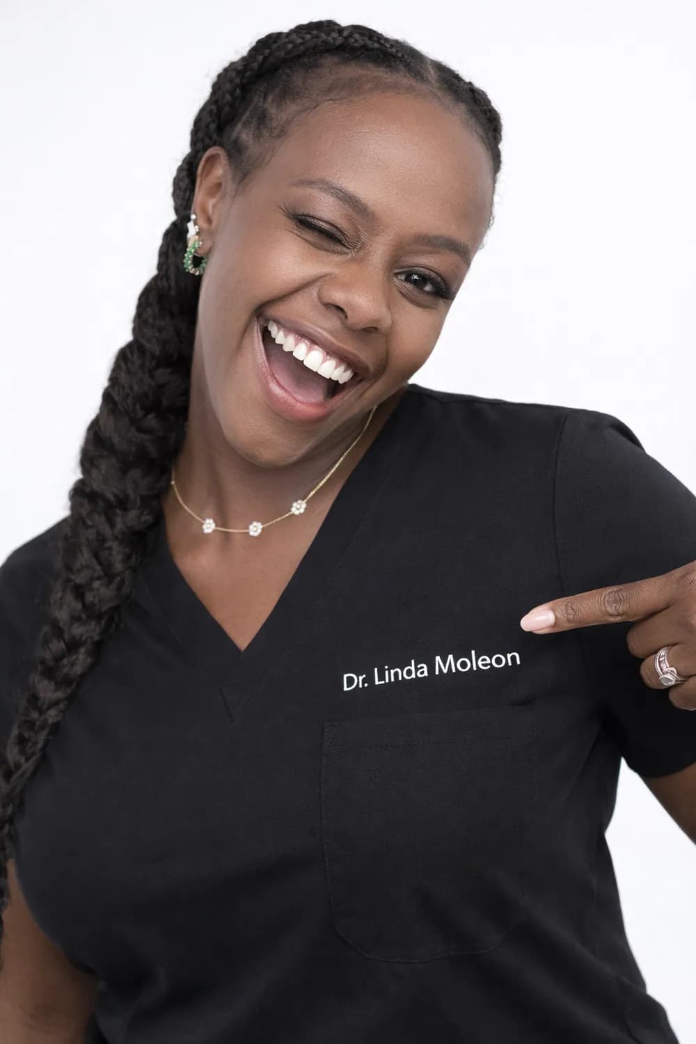 Linda Moleon, MD